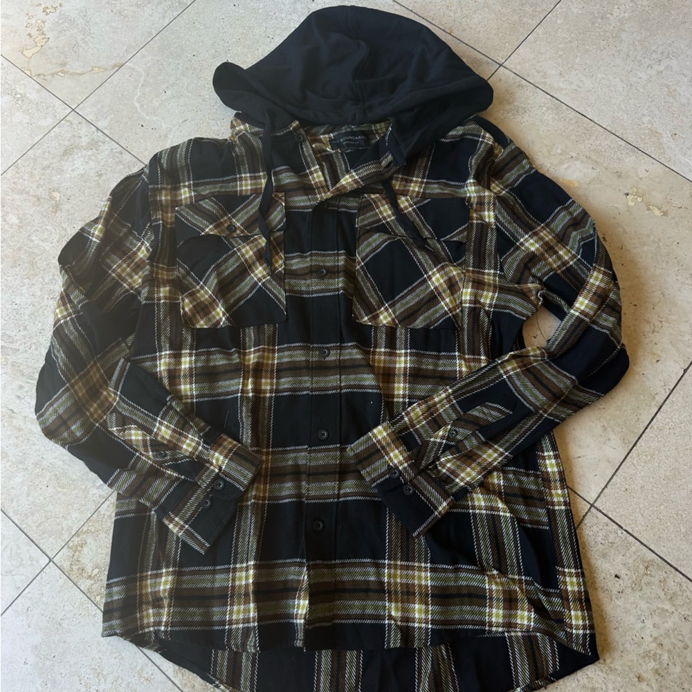 Men’s Flannel with Hood No Boundaries Black and Tan Plaid Casual Shirt Size Larg - Picture 4 of 6